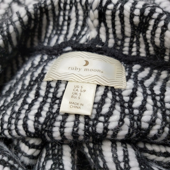 Ruby Moon Black White Long Sleeve Wool Blend Cardigan Sweater Size Small - Picture 8 of 11